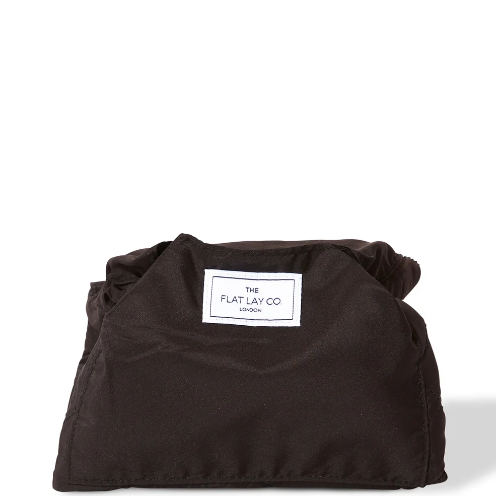 The Flat Lay Co. Drawstring Bag - Classic Black Afbeelding 1