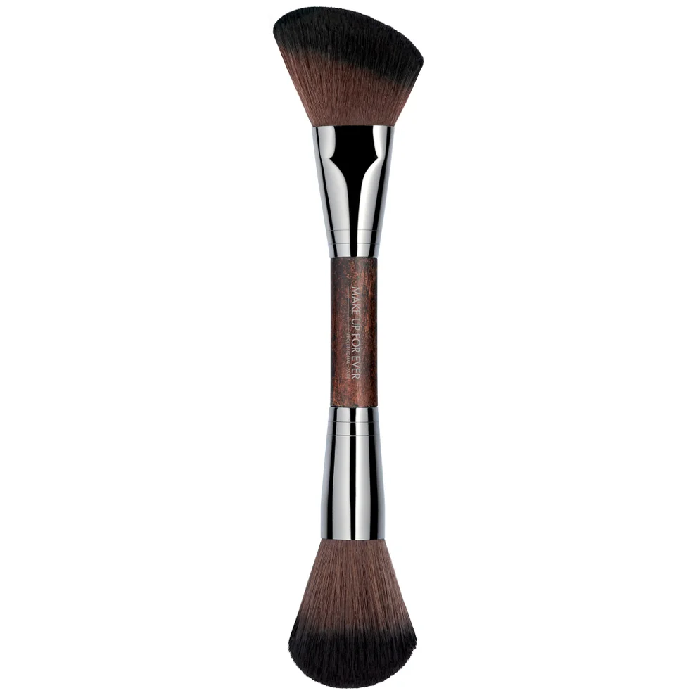 MAKE UP FOR EVER #158 Double-Ended Sculpting Brush - Blush and Highlighter - Afbeelding 1