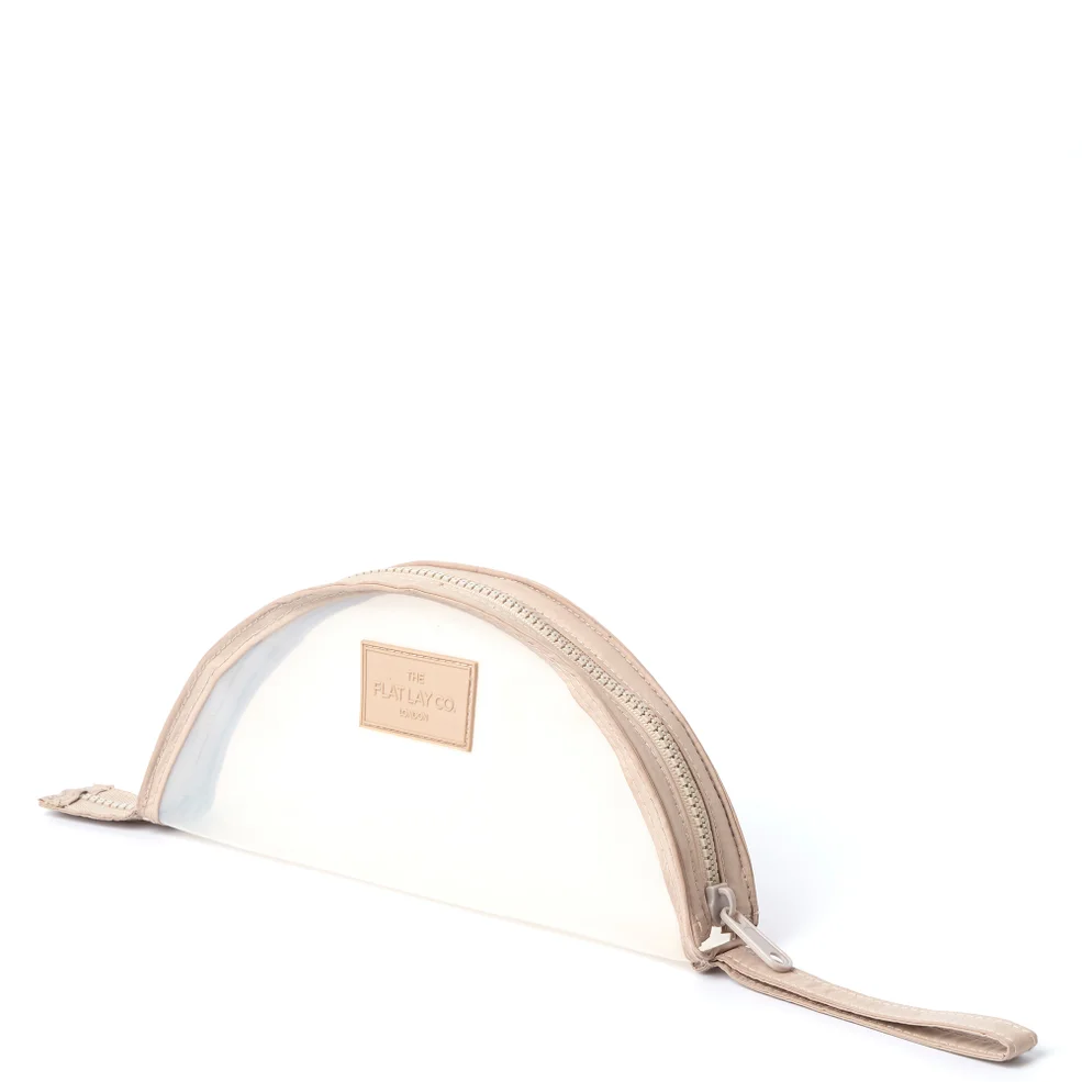 The Flat Lay Co. Lunar Pouch in Taupe Afbeelding 1